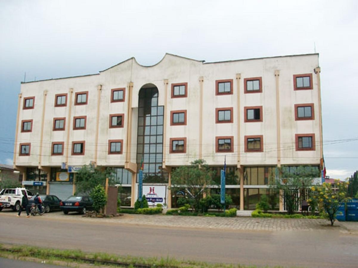 דואלה Denver Plaza Hotel מראה חיצוני תמונה