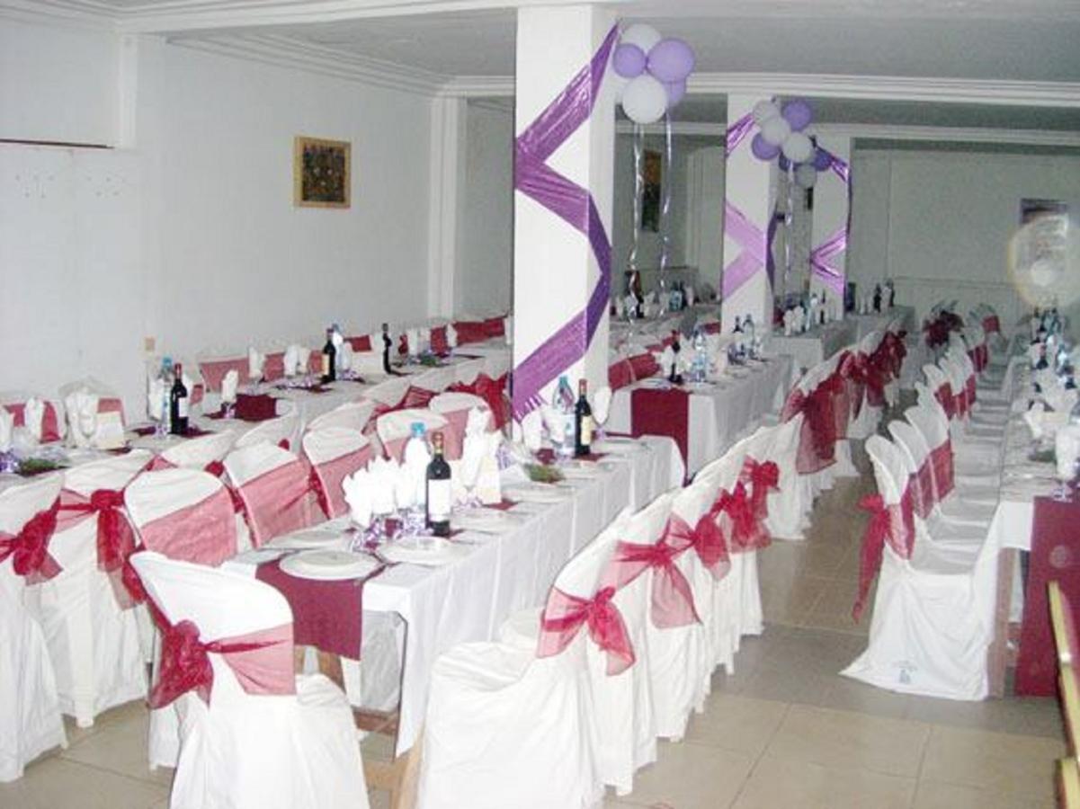 דואלה Denver Plaza Hotel מראה חיצוני תמונה