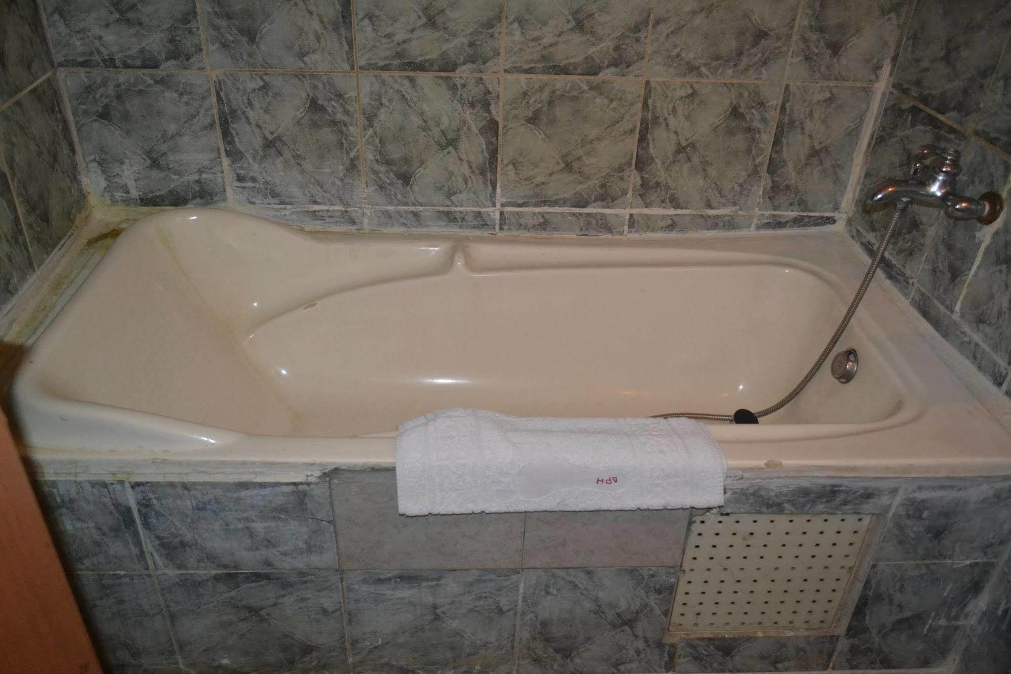 דואלה Denver Plaza Hotel מראה חיצוני תמונה